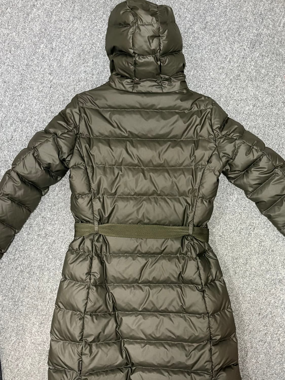 급처)정품 몽클레어 티누비엘 롱패딩 1사이즈 실착 2회 상품이미지2