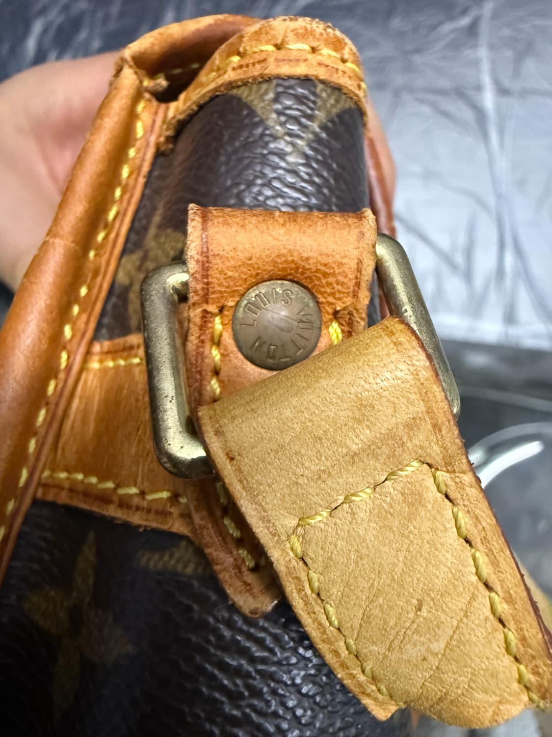 루이비통 솔로뉴 모노그램 캔버스 크로스백 상품이미지6