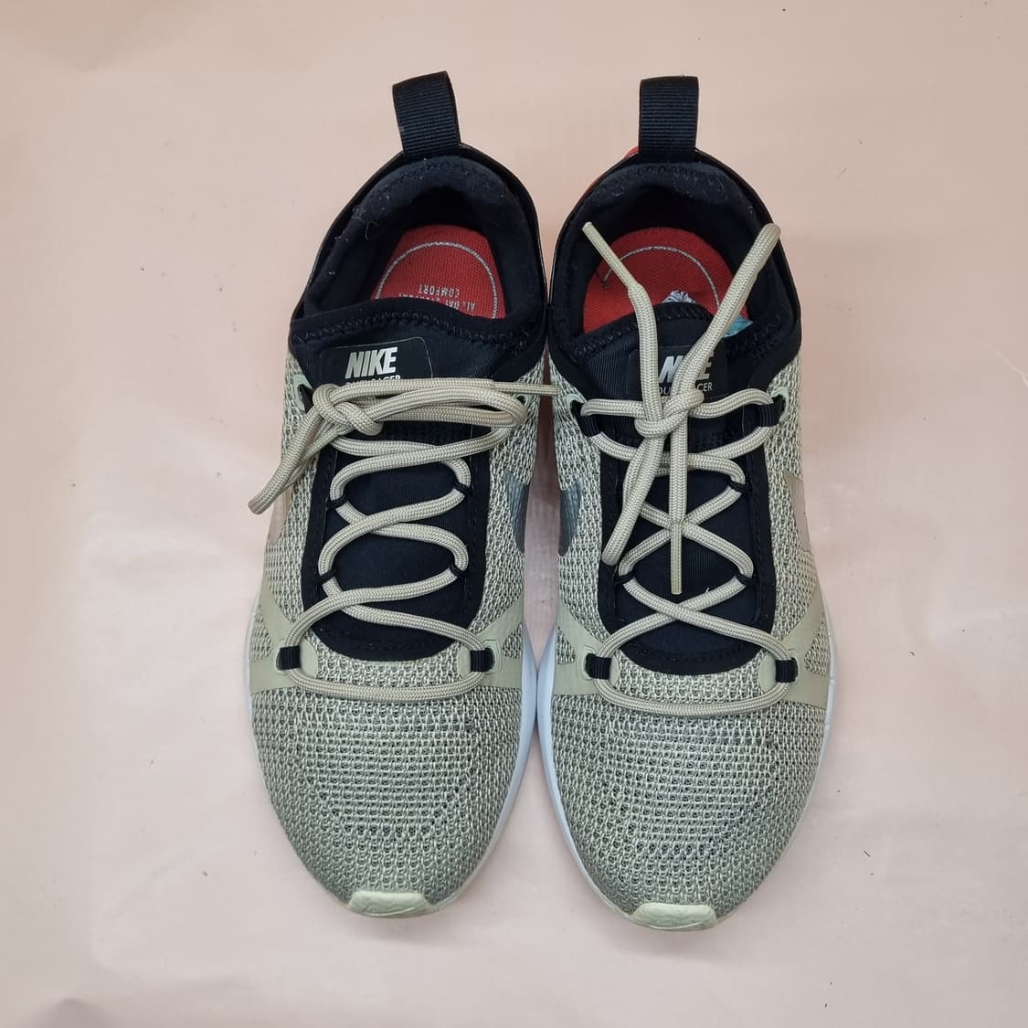 나이키 듀얼레이서 여성운동화230 상품이미지2