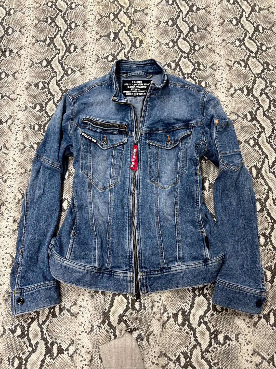 “Vintage”Y2K Mood Denim Jacket 상품이미지1