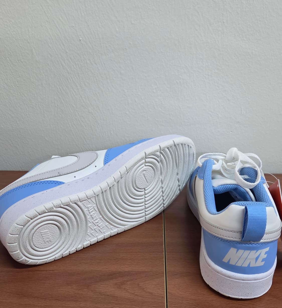 나이키 코트 로우 하늘색/화이트 240mm | 정품 미착용 새상품 풀박스 상품이미지5