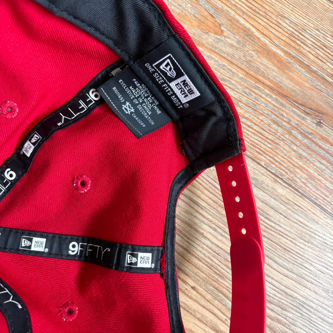 다이네즈 뉴에라 스냅백 모자 콜라보 레드 볼캡  상품이미지5