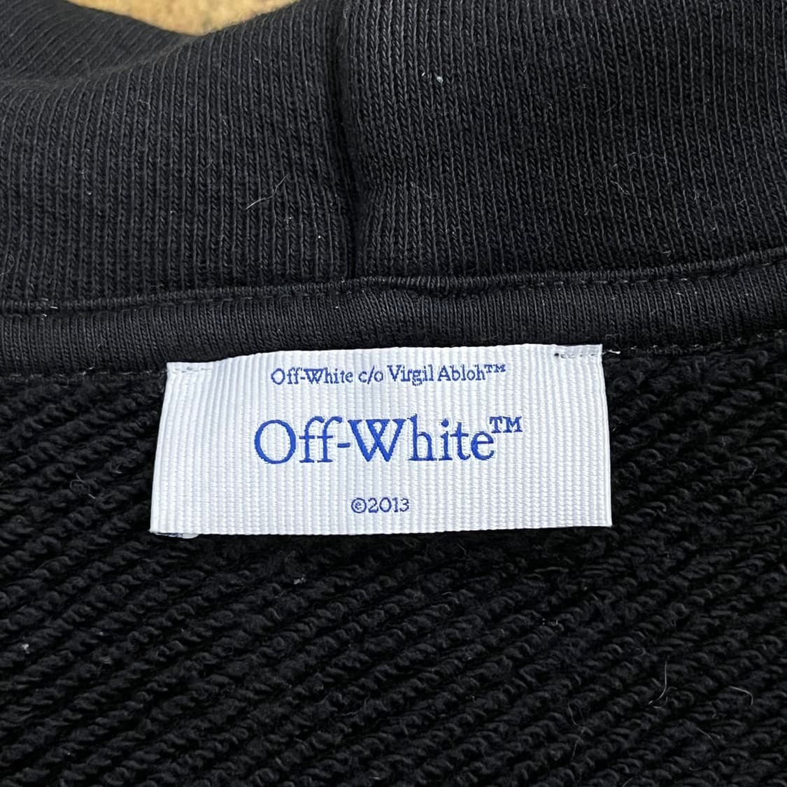 [정품/M] 24SS 오프화이트 타투 애로우 블랙 후드집업 b17 상품이미지7