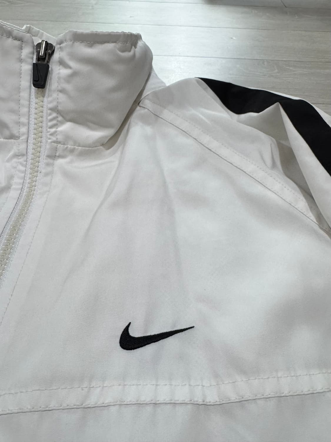 나이키 2002 사이드라인 스우시 바람막이  상품이미지2