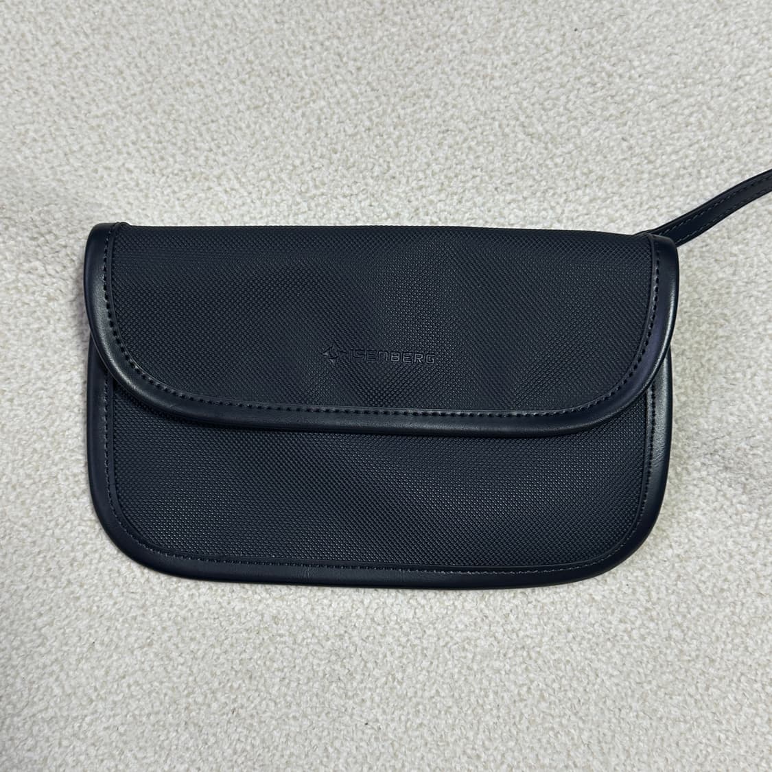 네파 이젠벅 숄더백 상품이미지5