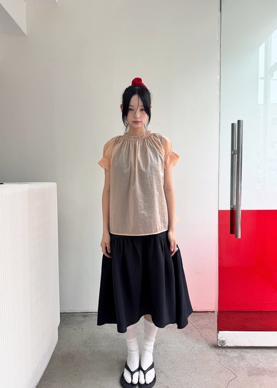 포코포스카 AIRY SMOCK BLOUSE (APRICOT) 상품이미지2
