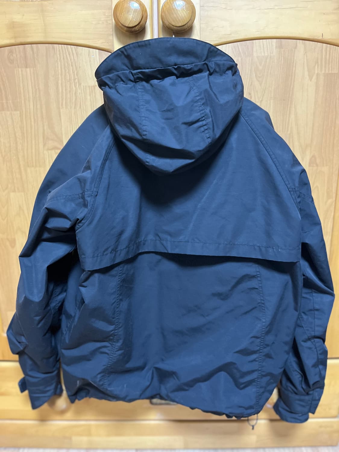 언더마이카 라이칸 팬텀 블랙 팝니다 상품이미지2