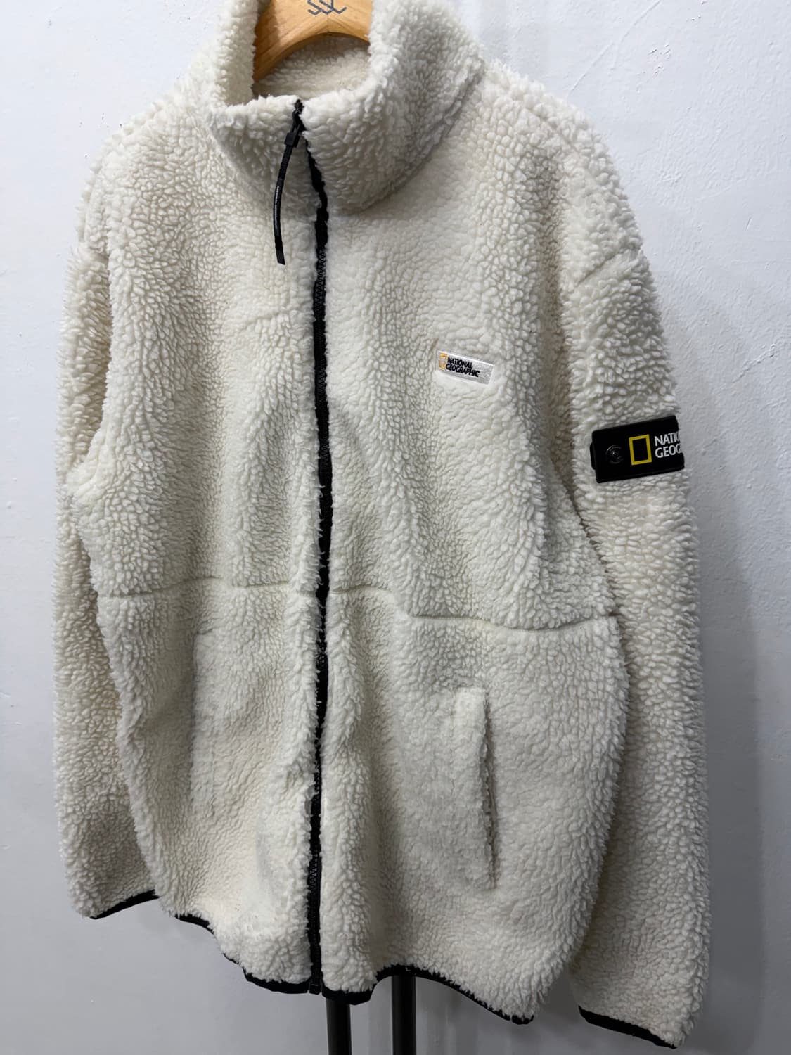 정품) 내셔널지오그래픽 뽀글이 플리스 L 상품이미지3