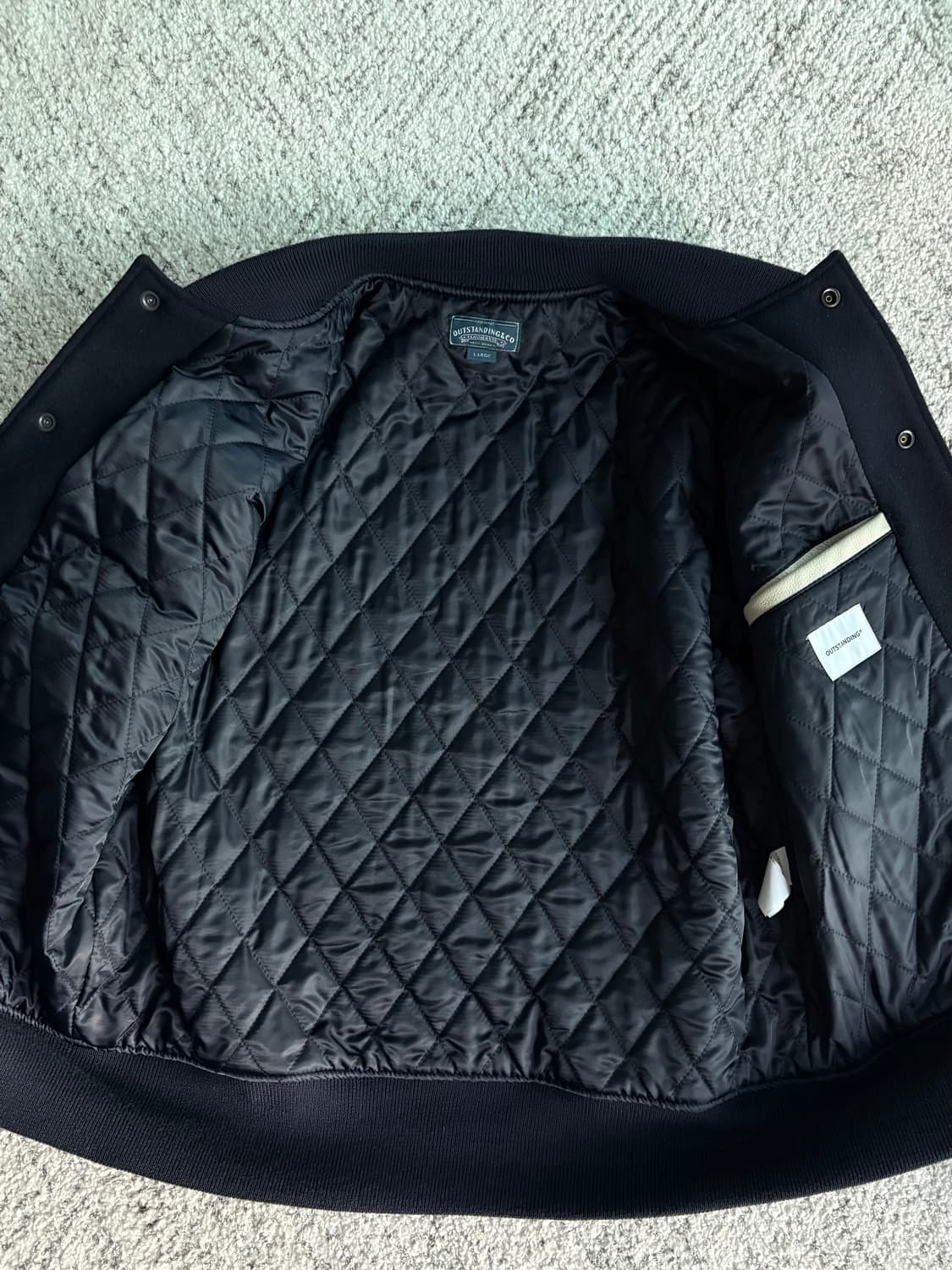 새 상품) 아웃스탠딩 바시티 자켓 상품이미지5