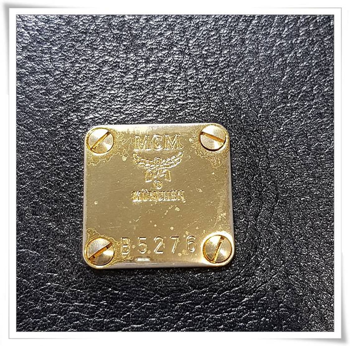 MCM 블랙 가죽 토트백 20x18x9cm 상품이미지3