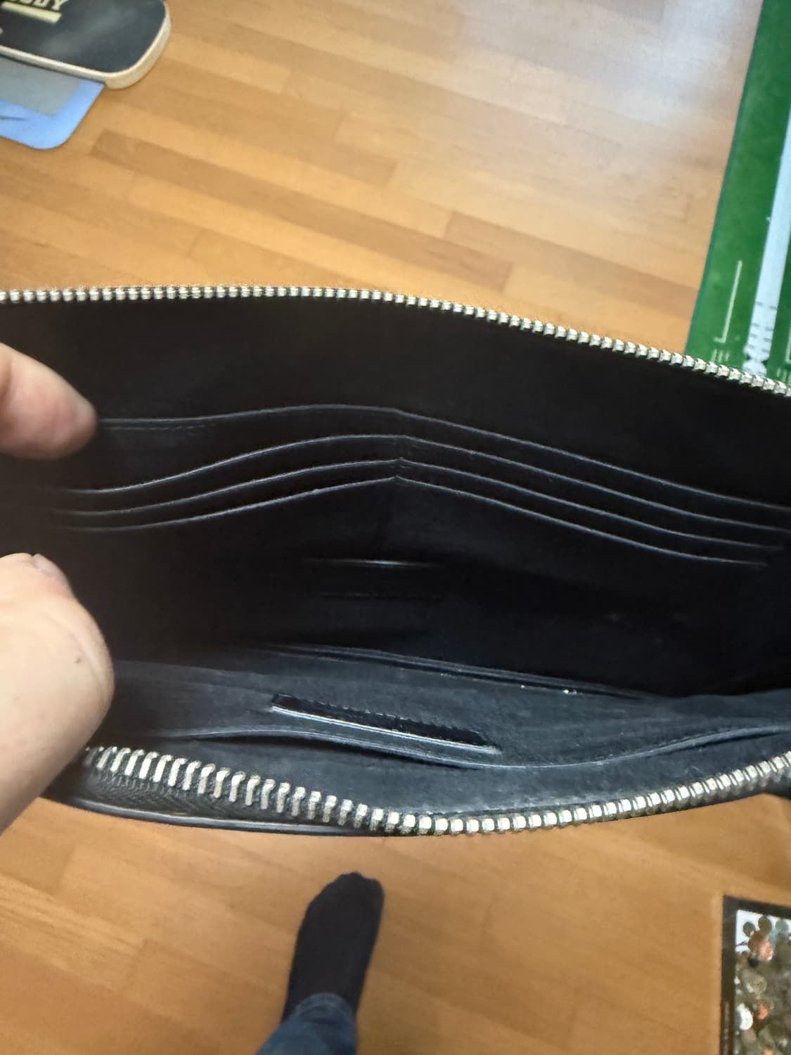 생로랑 클러치 상품이미지4