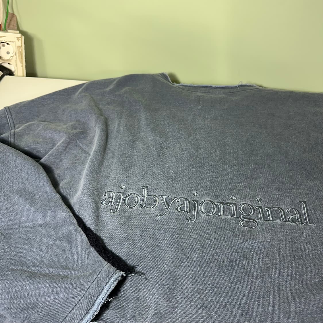 OS 아조바이조 루즈오버핏 니트배색 그런지맨투맨 상품이미지6