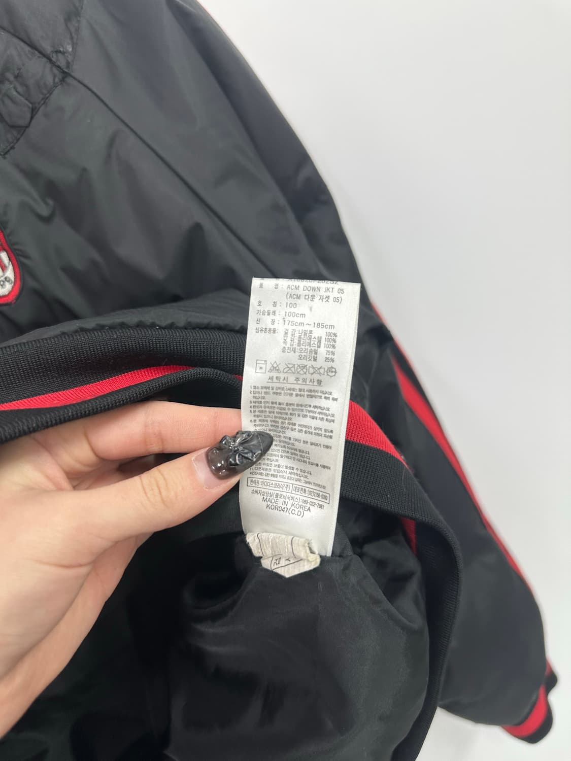 아디다스 ac밀란 검빨 마샬아츠 패딩 상품이미지4