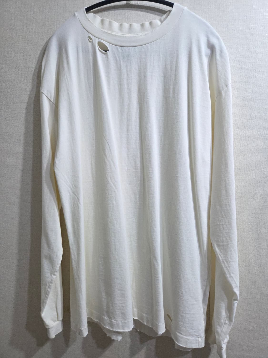 이니어 INNIR 데미지 긴팔티 상품이미지1