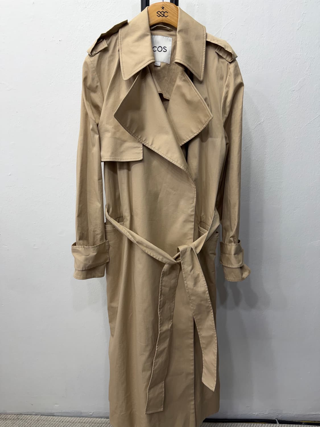 정품) COS 코스 신형 베이지 루즈핏 트렌치 코트 34 상품이미지1