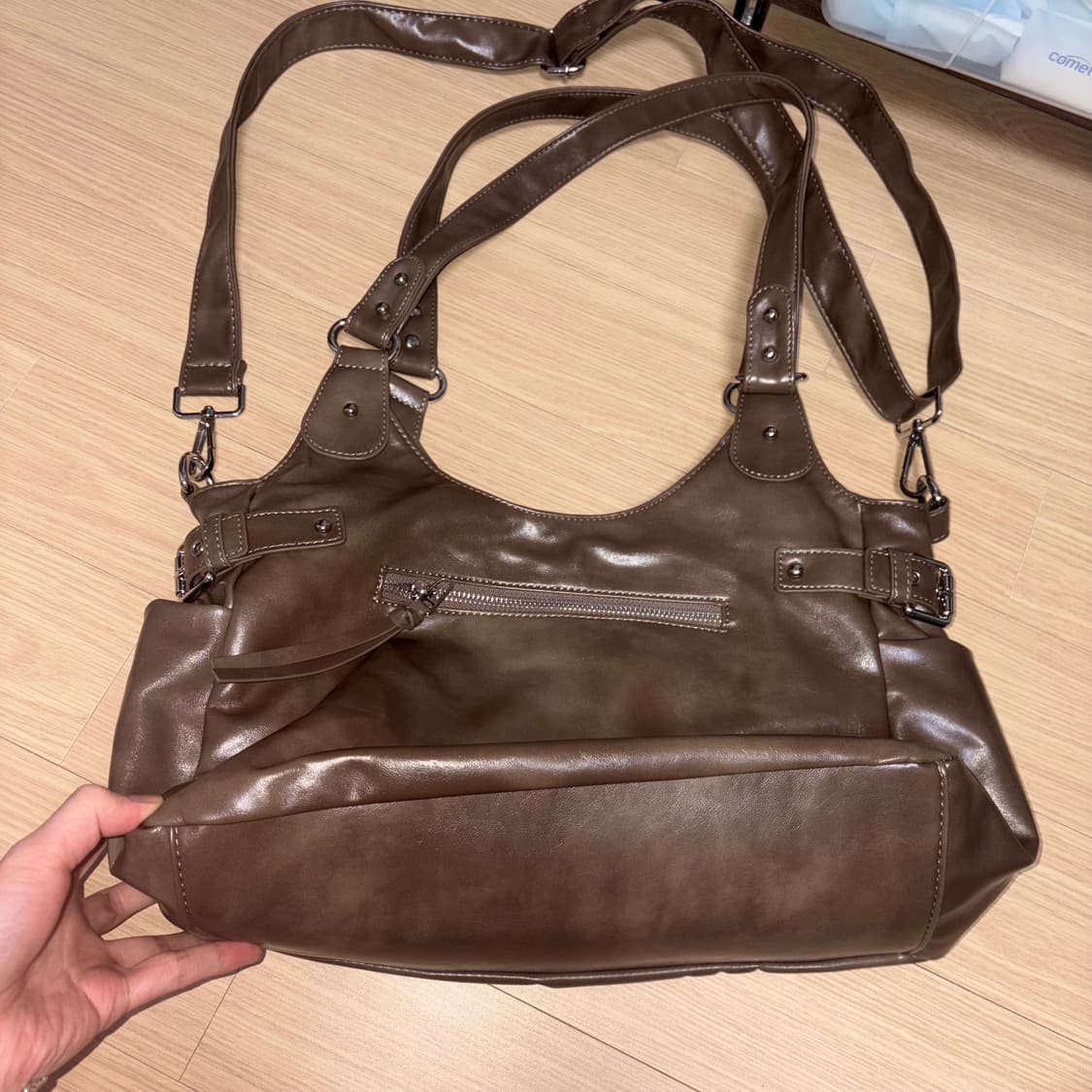 1회착용) 일리고 엠버 버클 숄더 백 베이지 상품이미지3