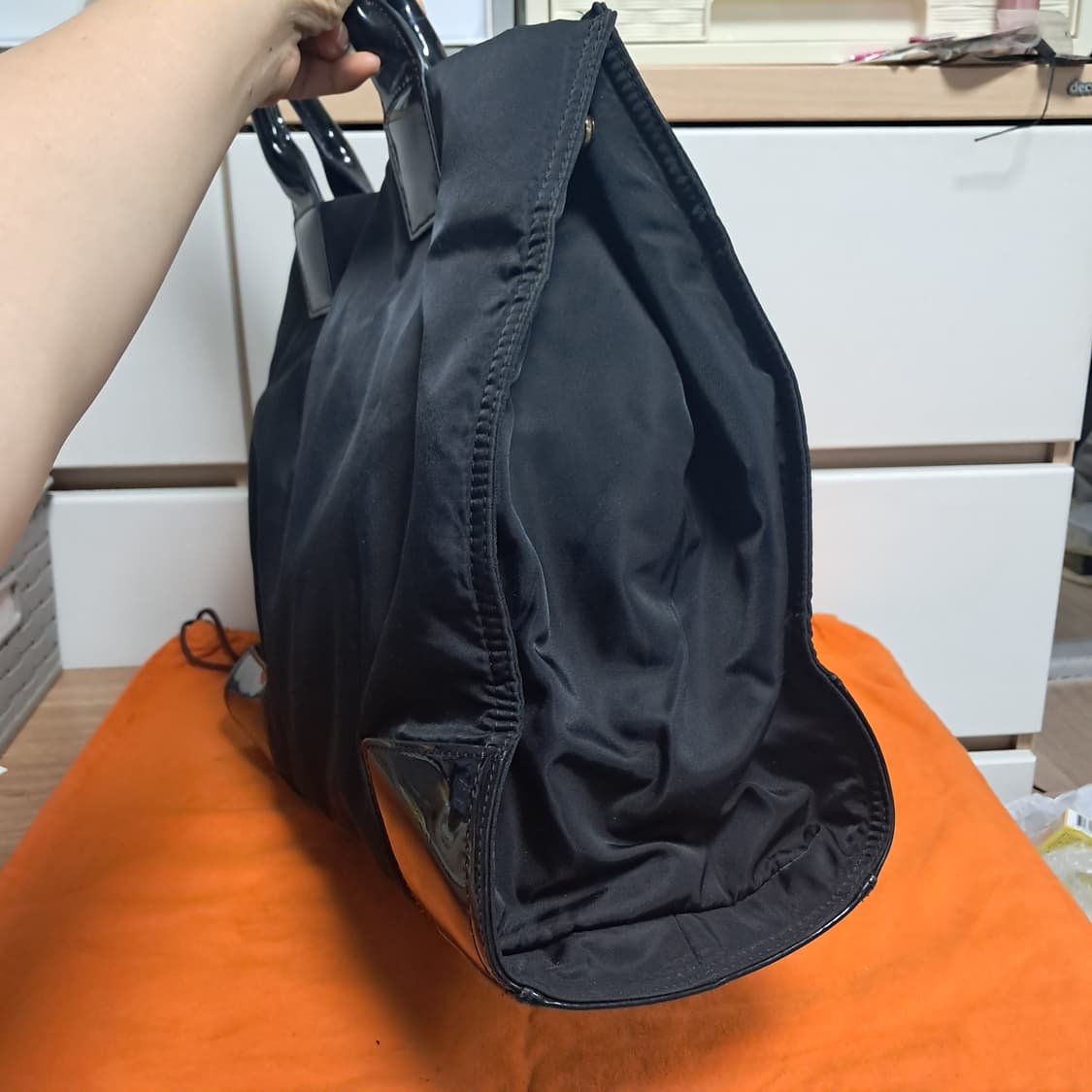 토리버치 블랙 나일론 토트백 숄더백 가방 빅백 상품이미지4