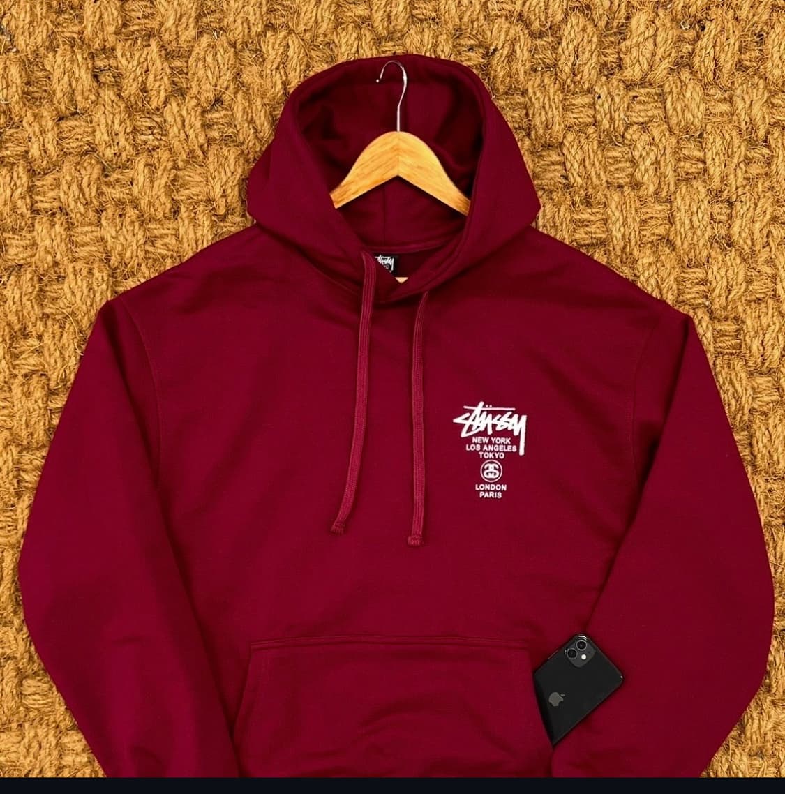 스투시 월드투어 백로고 후드 상품이미지1