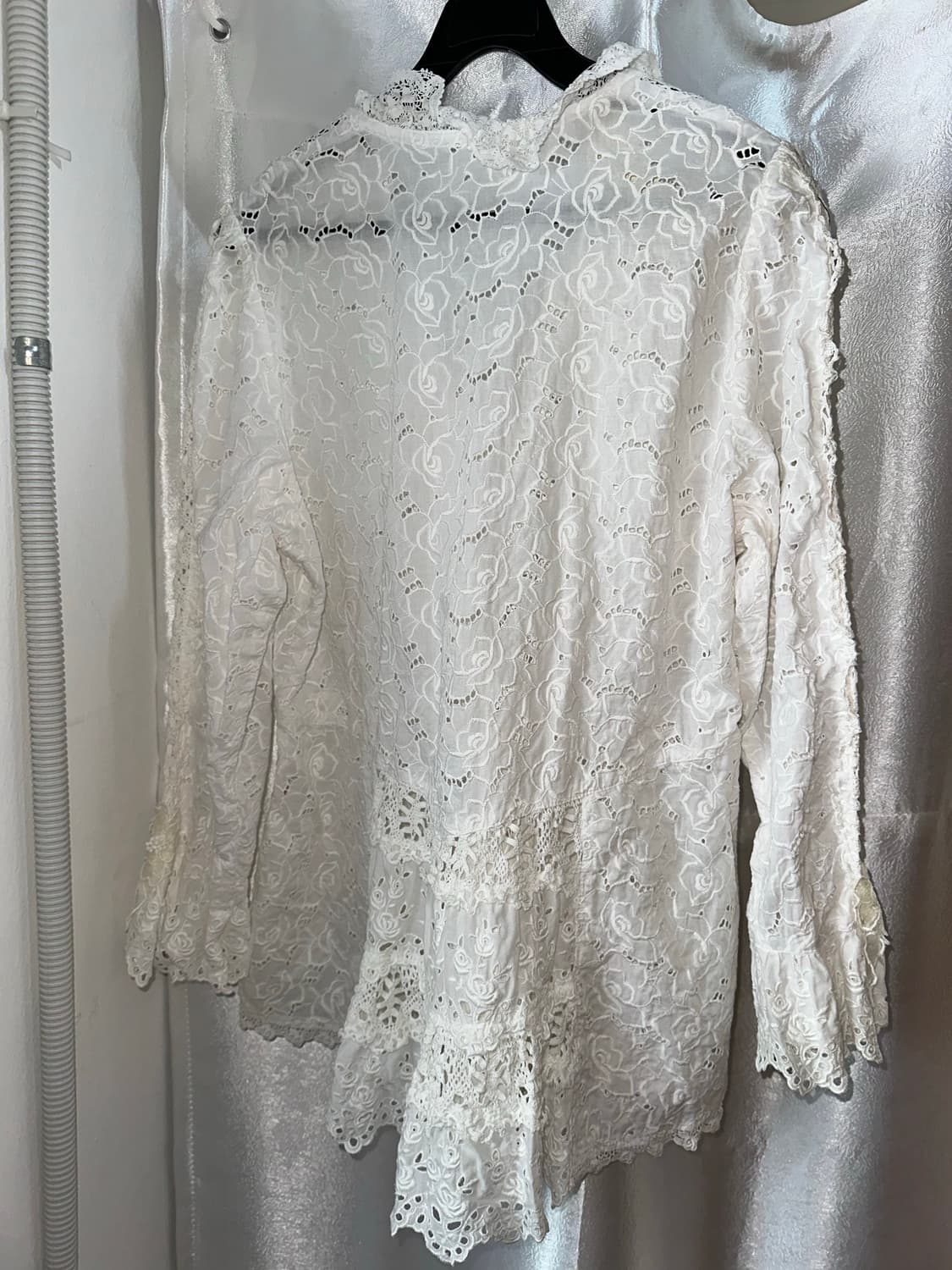 로맨틱 펀칭 레이스 블라우스 상품이미지5