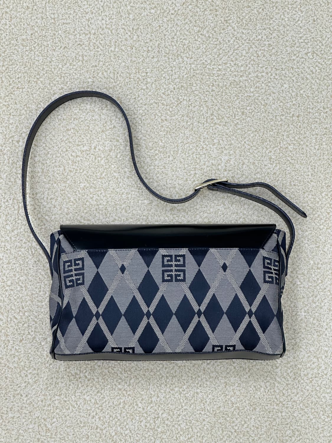 지방시 숄더백 상품이미지3