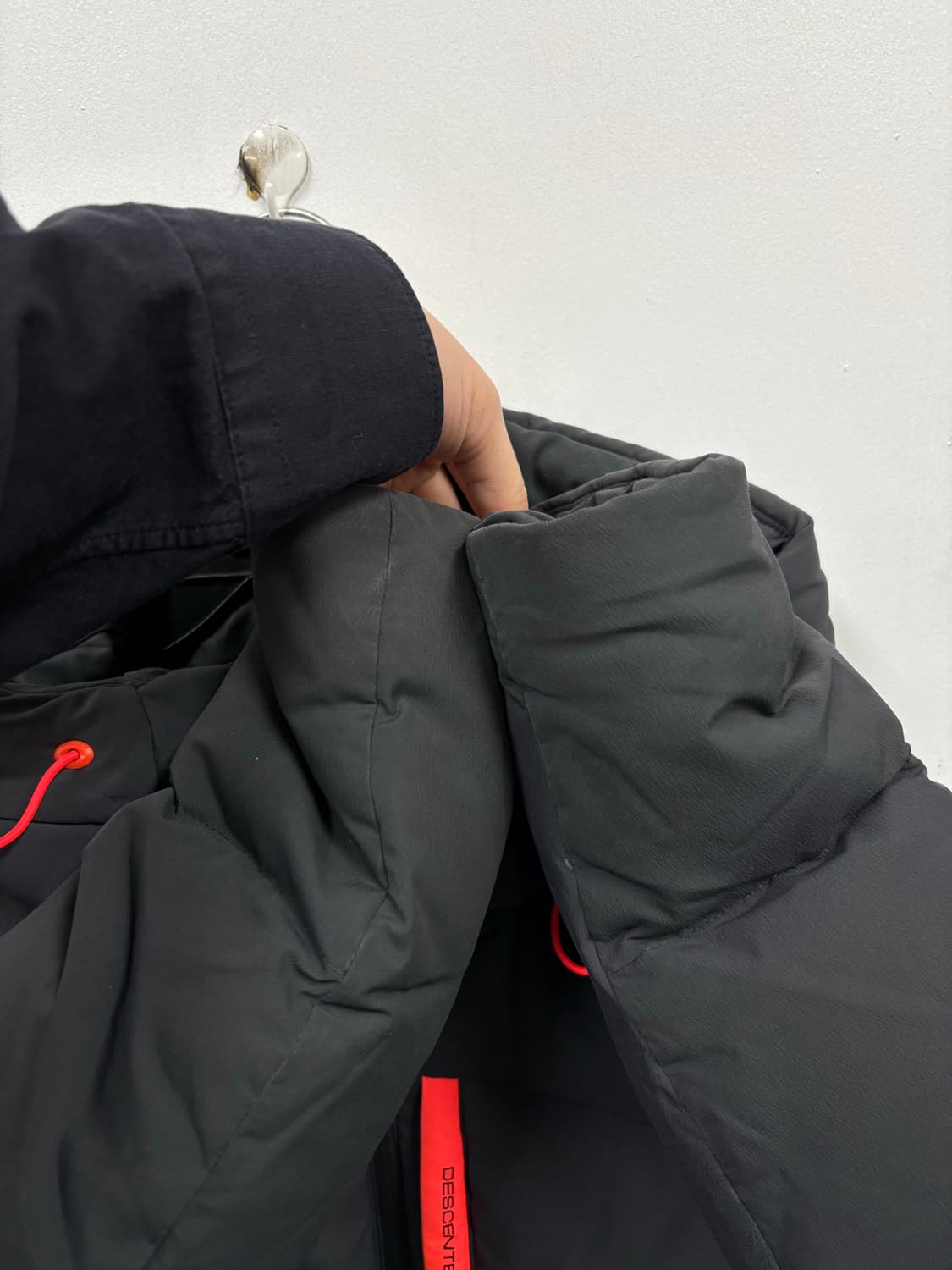 데상트 다운패딩 상품이미지4