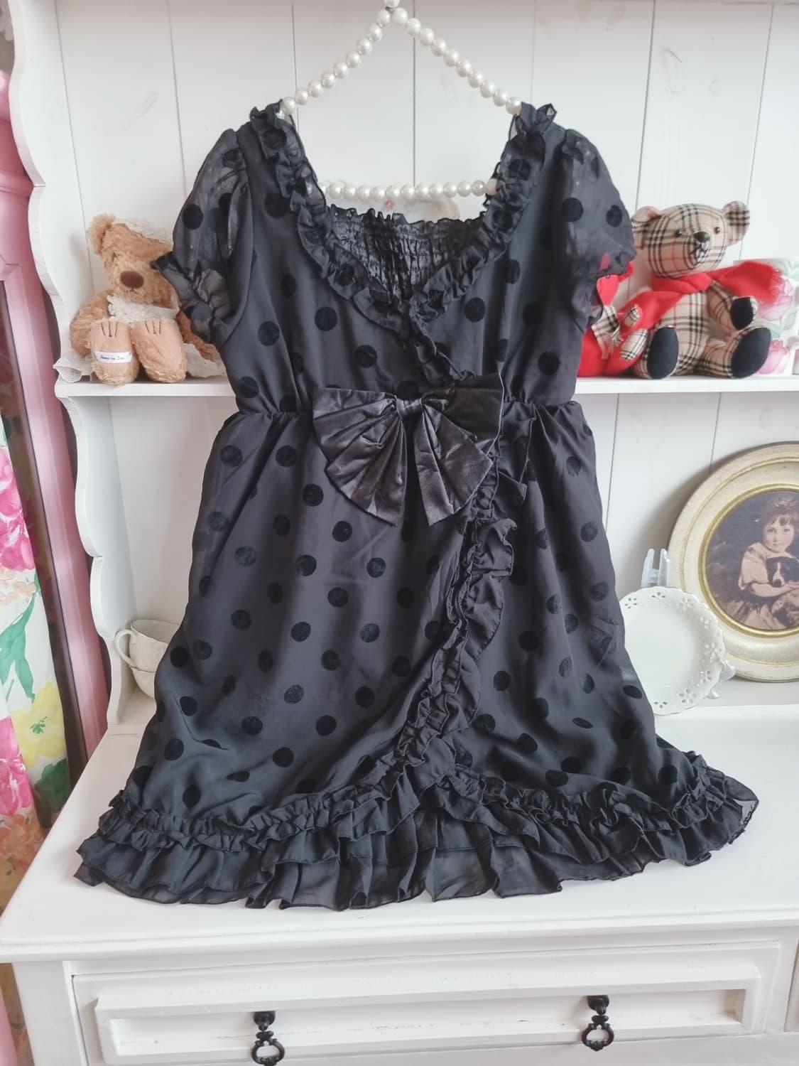 Tralala (트랄라) 블랙 플로킹 도트 리본 원피스 상품이미지5