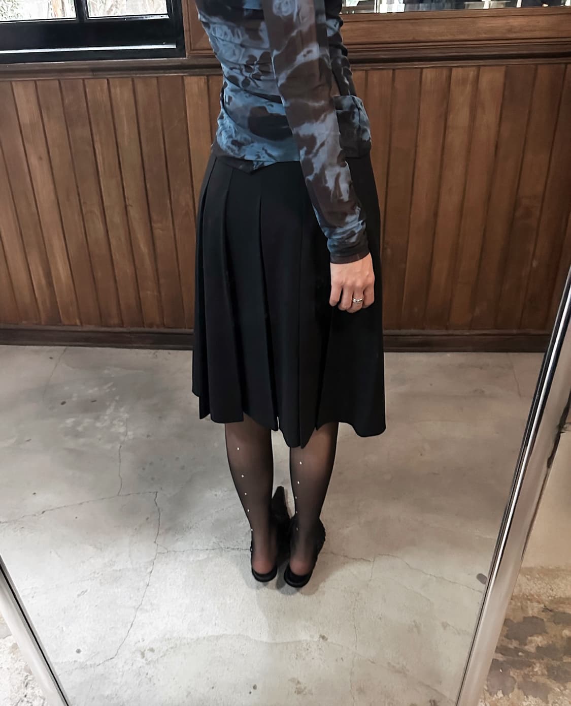 THEORY pleated midi skirt 상품이미지1