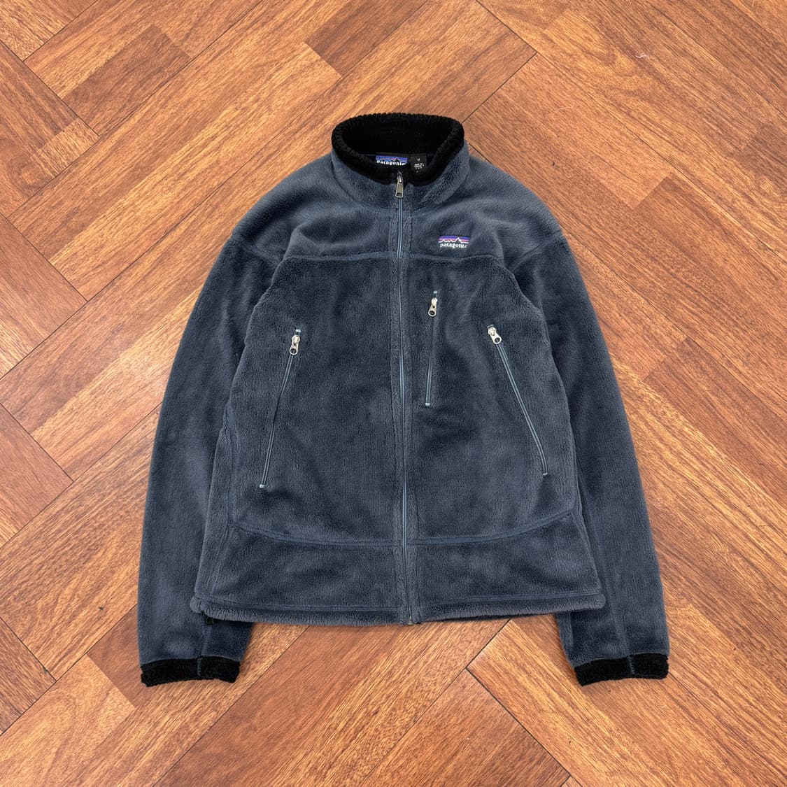 M(100) 파타고니아 USA 빈티지 02시즌 R4 플리스 집업  상품이미지1