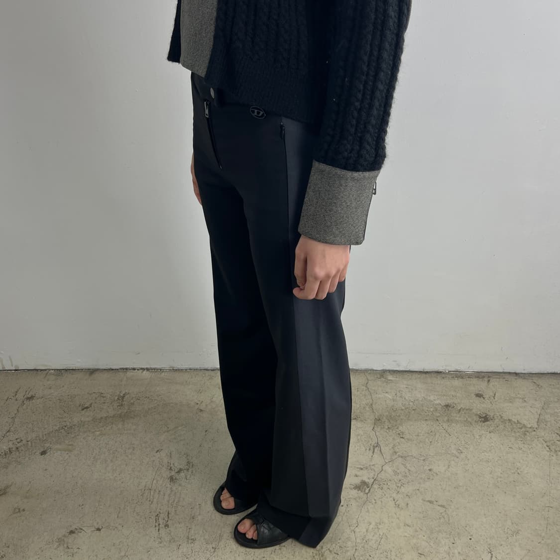 디젤 사이드 라인 플레어핏 울 트라우저 상품이미지4
