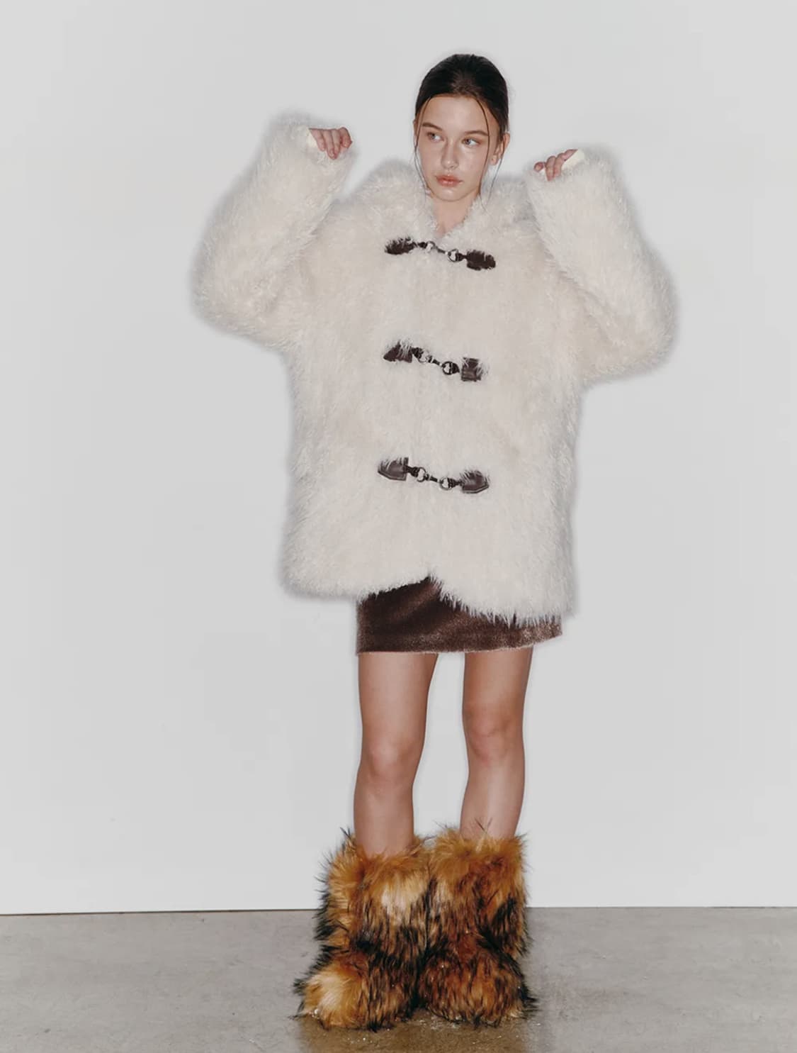 아수라 후디 버클 퍼 코트 상품이미지2