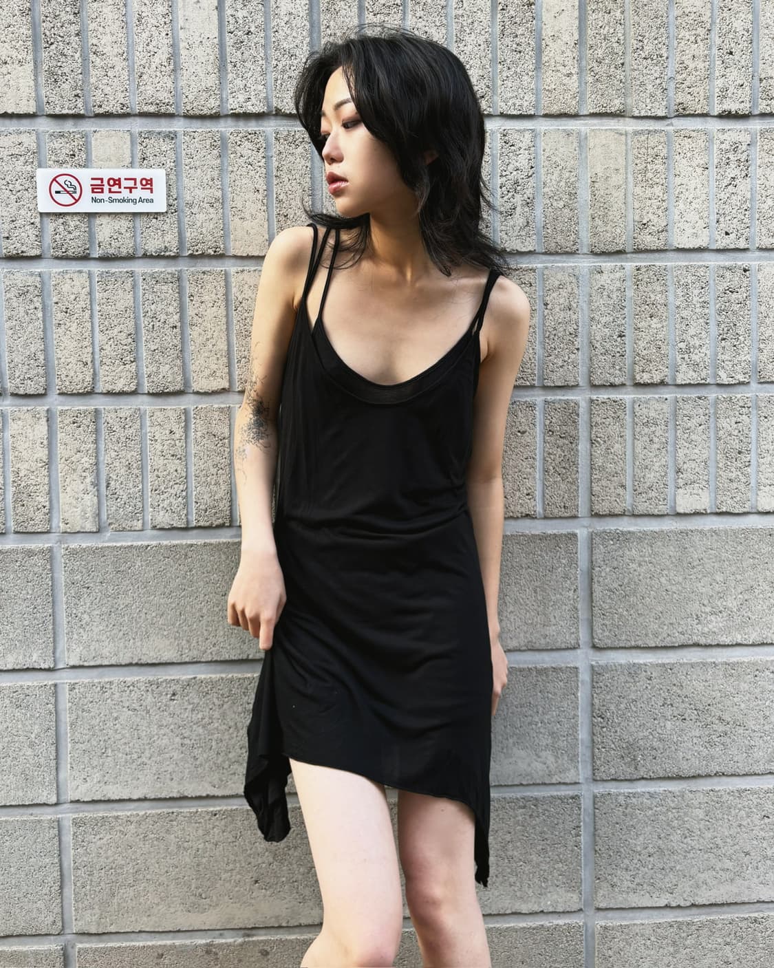 LGB 스트랩 슬리브리스 디테일 원피스 상품이미지6