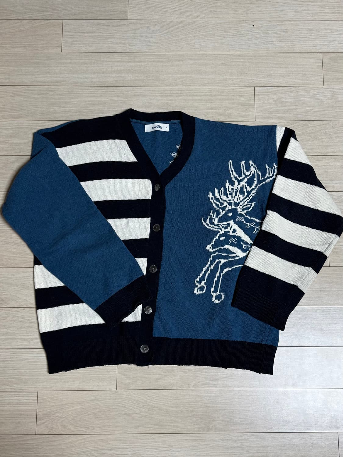 아파트먼트 니트 가디건 상품이미지1