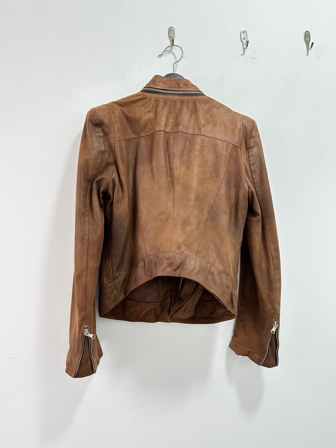 Brown suede drape zipper detail jacket 상품이미지7