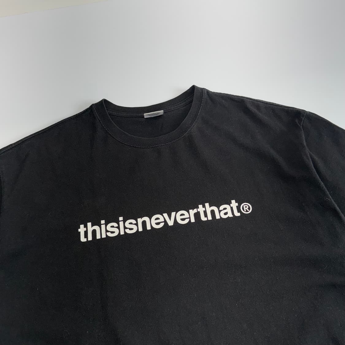 Thisisneverthat 디스이즈네버댓 블랙 반팔 상품이미지4