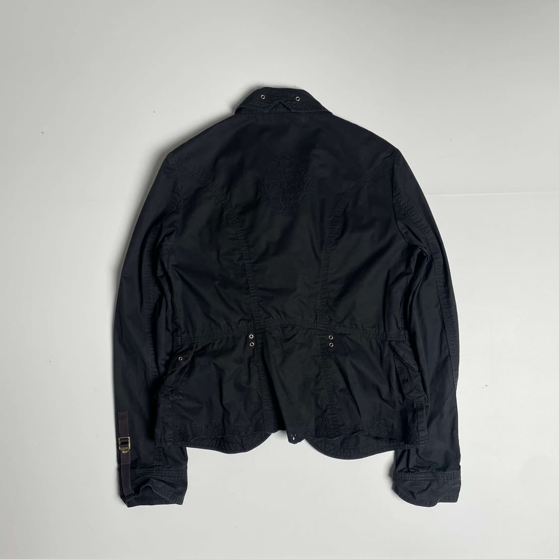 Les copains 멀티 포켓 지퍼 자수 자켓 상품이미지7