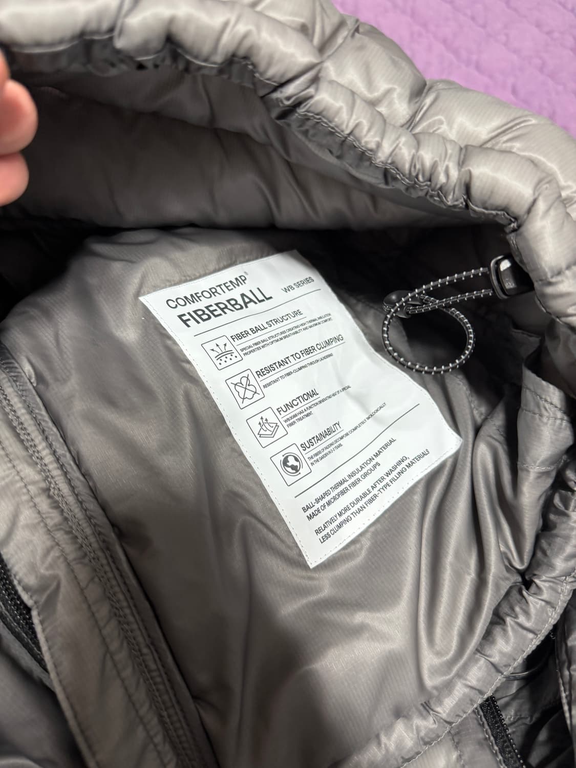 수아레 살로몬+디디쉘 맛 맛도리 패딩 상품이미지3