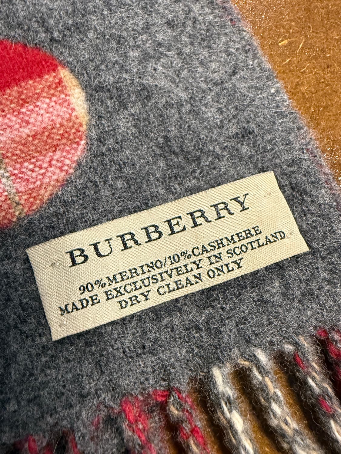 버버리 BURBERRY B로고 체크 양면 머플러 그레이 레드 FREE 상품이미지4