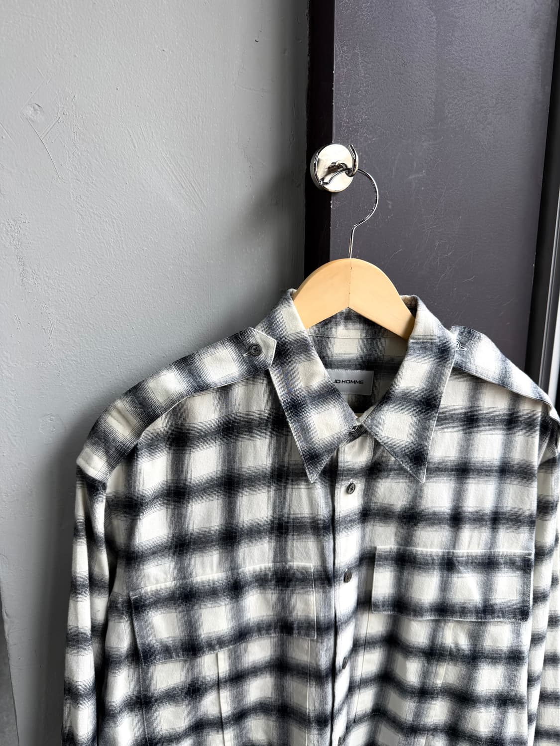 48/ 솔리드옴므 견장 디테일 플란넬 셔츠자켓 상품이미지4