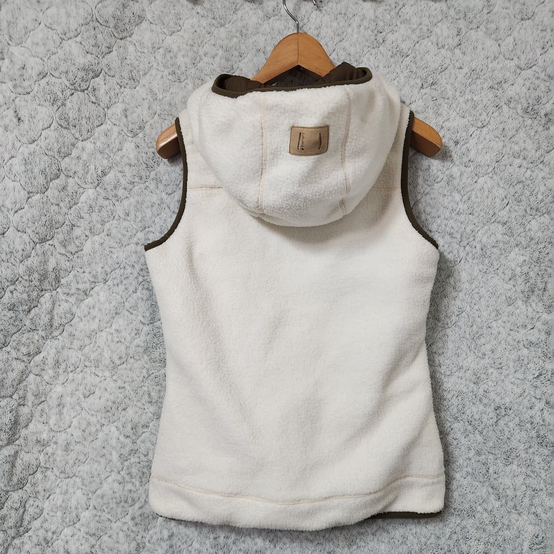 H332 [90] 라푸마 여성 뽀글이 후드 조끼

 상품이미지4