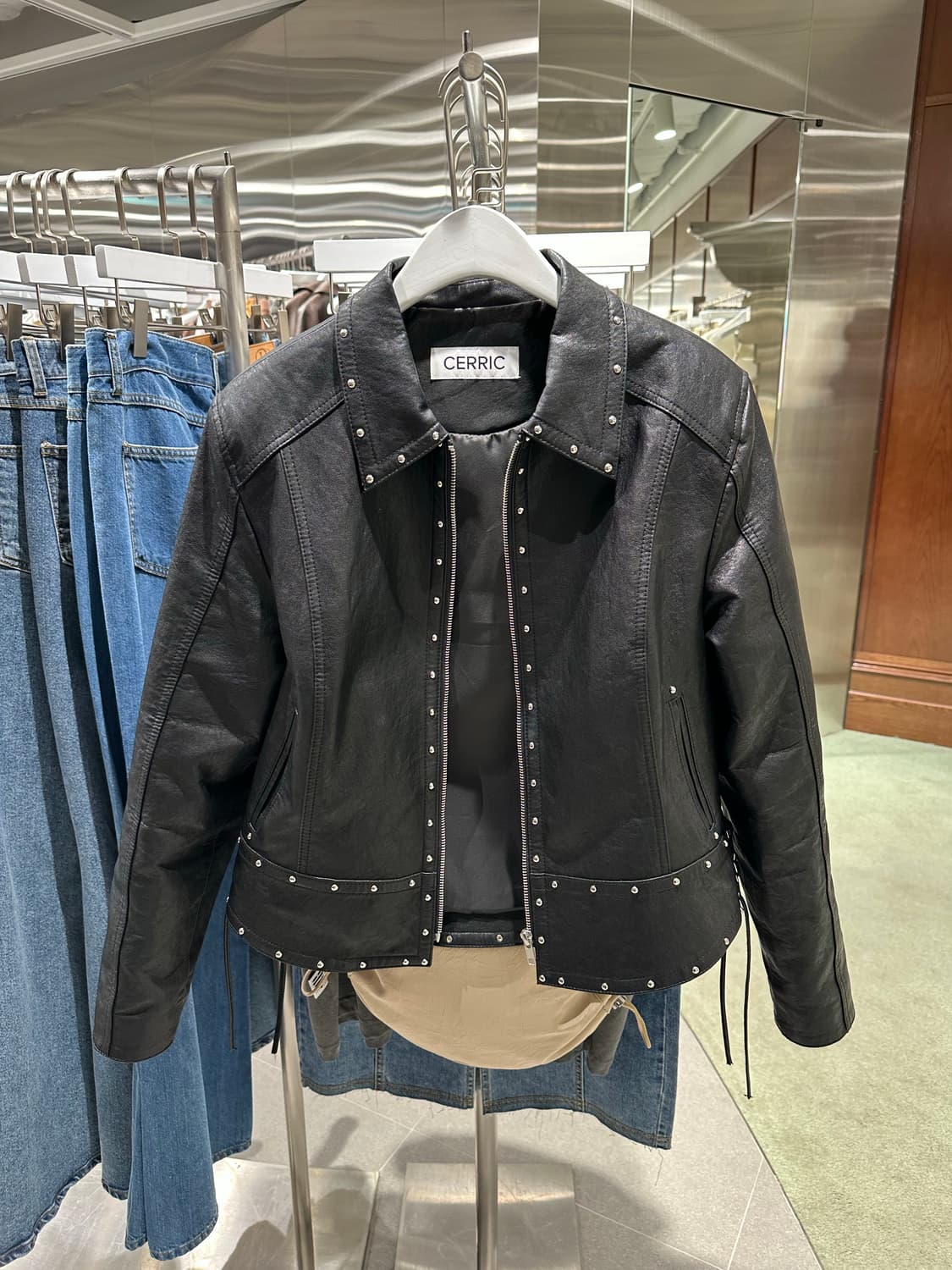 세릭 스터드 레더 자켓 블랙 상품이미지5