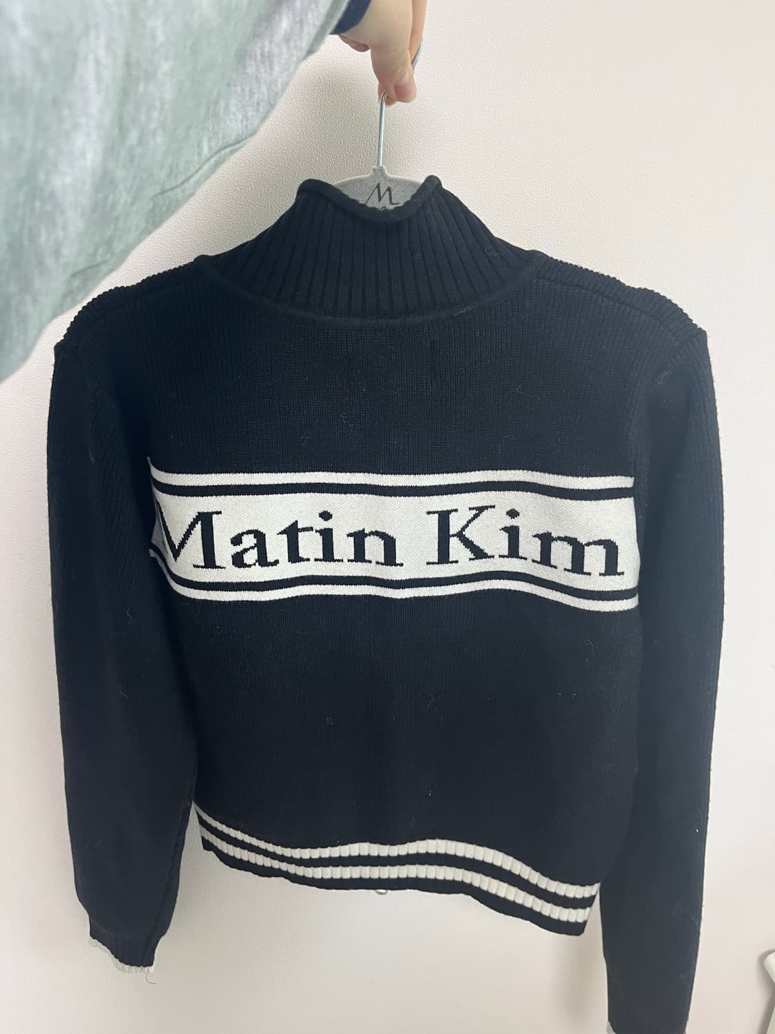 마뗑킴 스트라이프 가디건 블랙 S 상품이미지3