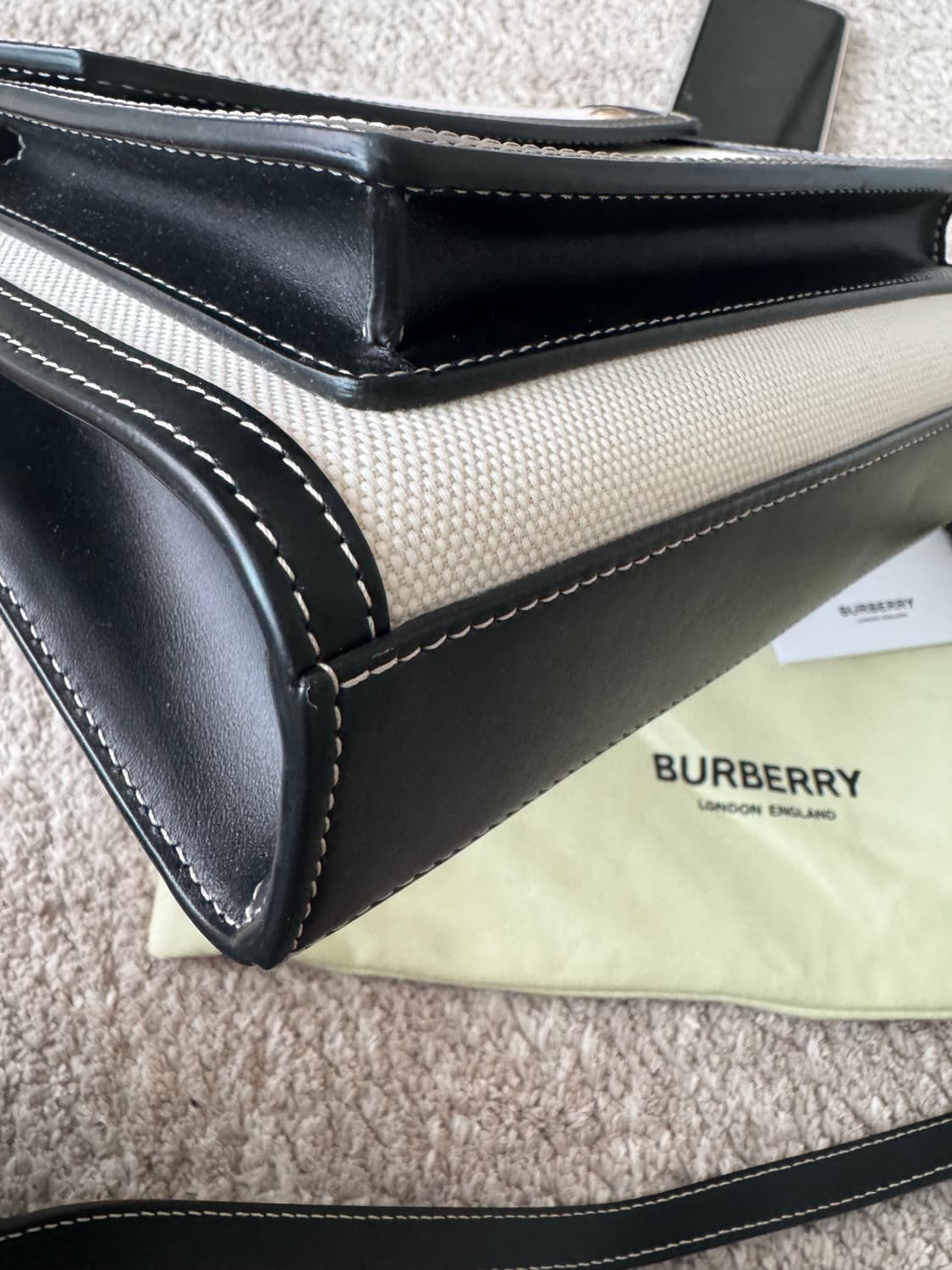 정품 버버리가방 크로스백 토트백 캔버스 상품이미지4