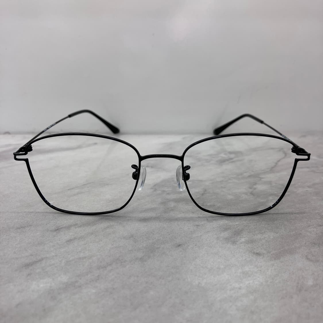 C55 PBL 블랙 소프트 스퀘어 역산각 메탈테 안경 상품이미지6