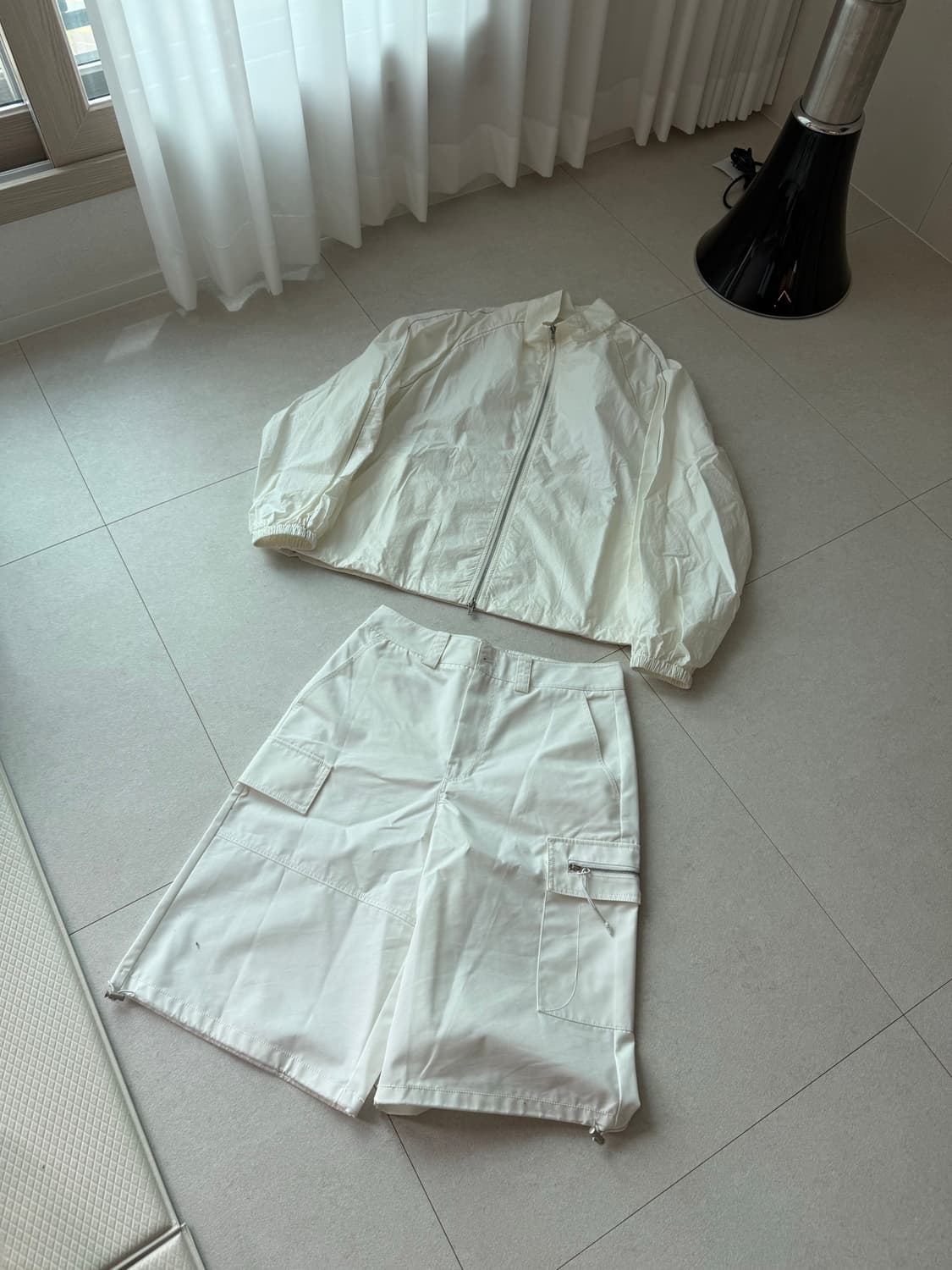 [ONE SIZE,M] 마뗑킴 로고 코팅 자켓 아이보리 + 카고 팬츠 상품이미지6