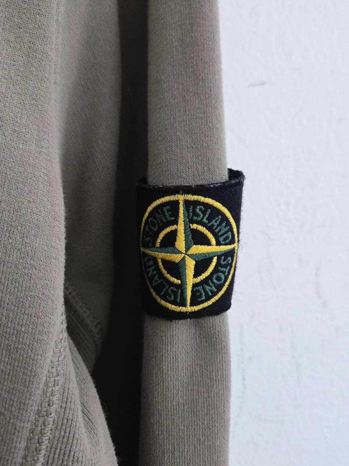 스톤아일랜드 집업 상품이미지4