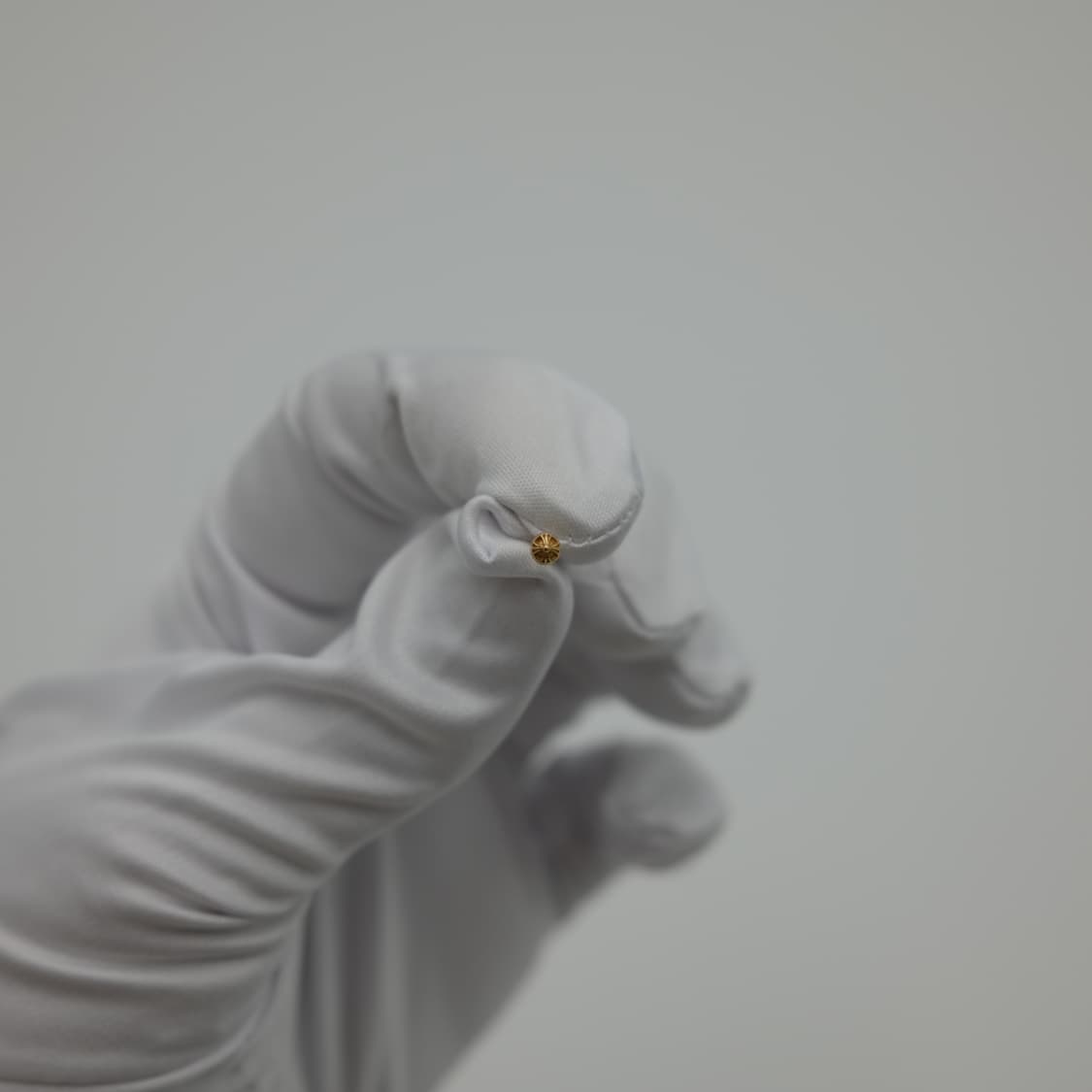 크롬하츠 22k 미니 크로스볼 스터드 이어링 (귀걸이) 상품이미지4