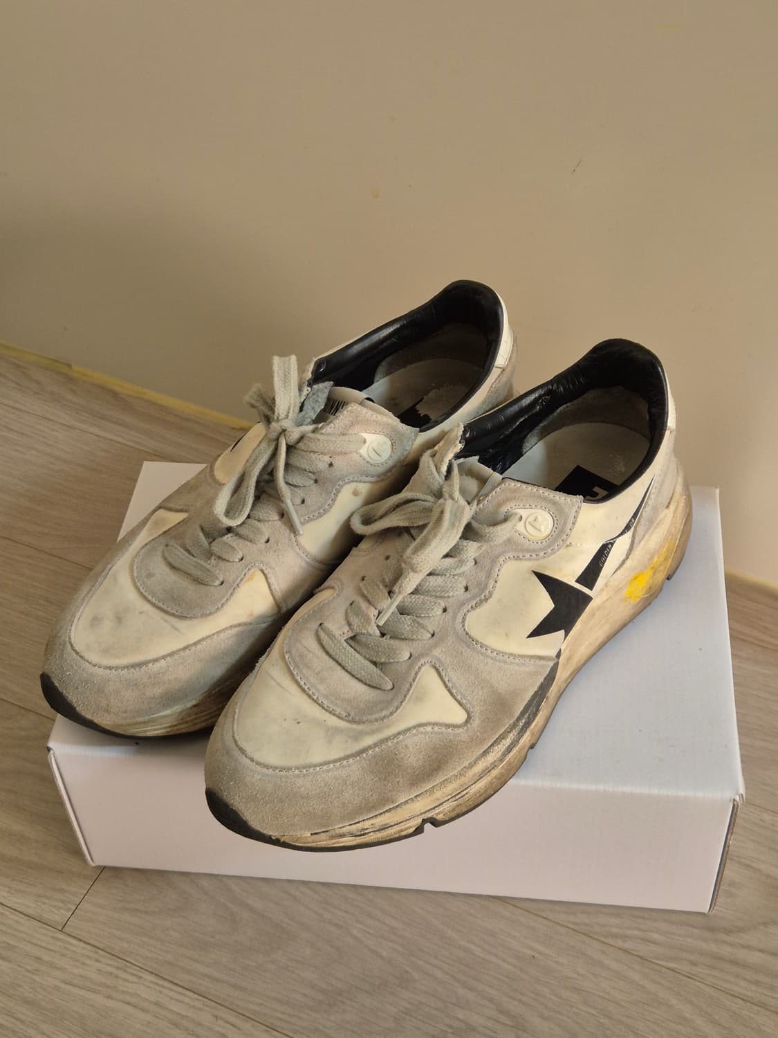 골든구스 러닝솔 38(250)사이즈 상품이미지1