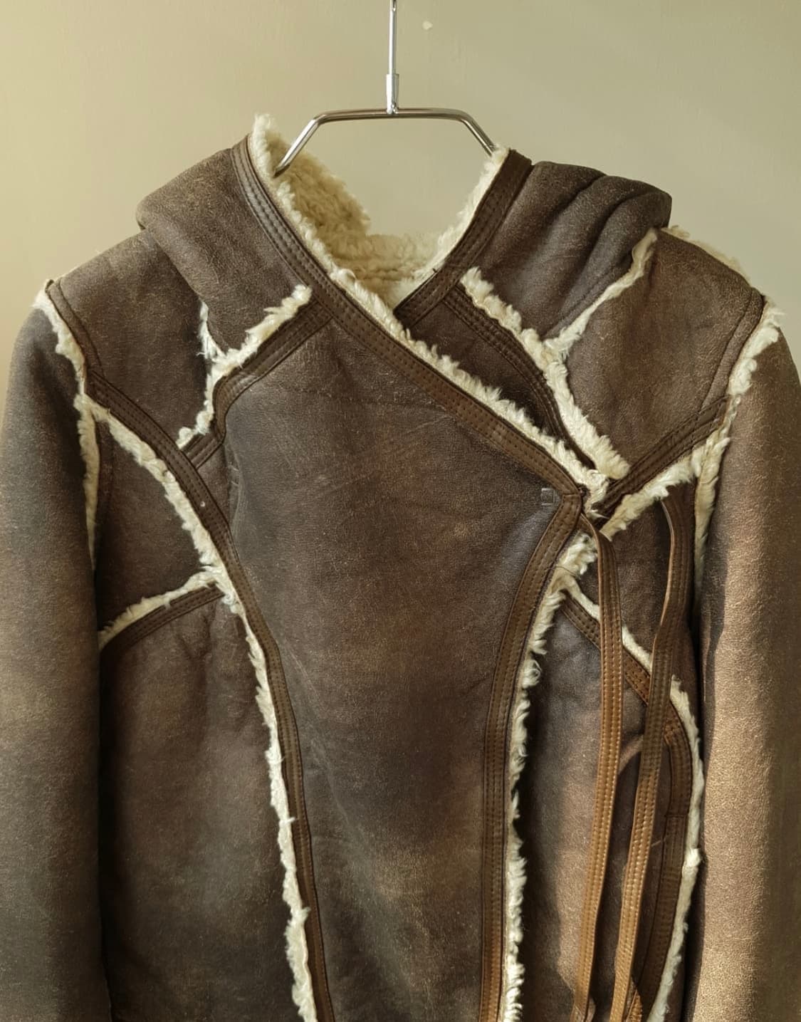 츠모리 치사토 무톤 후드 자켓 상품이미지2