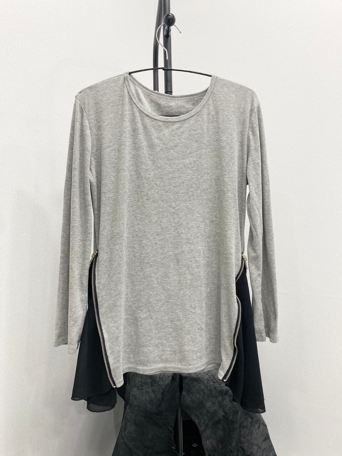 Side Zipper Chiffon Layered Long Top 상품이미지4