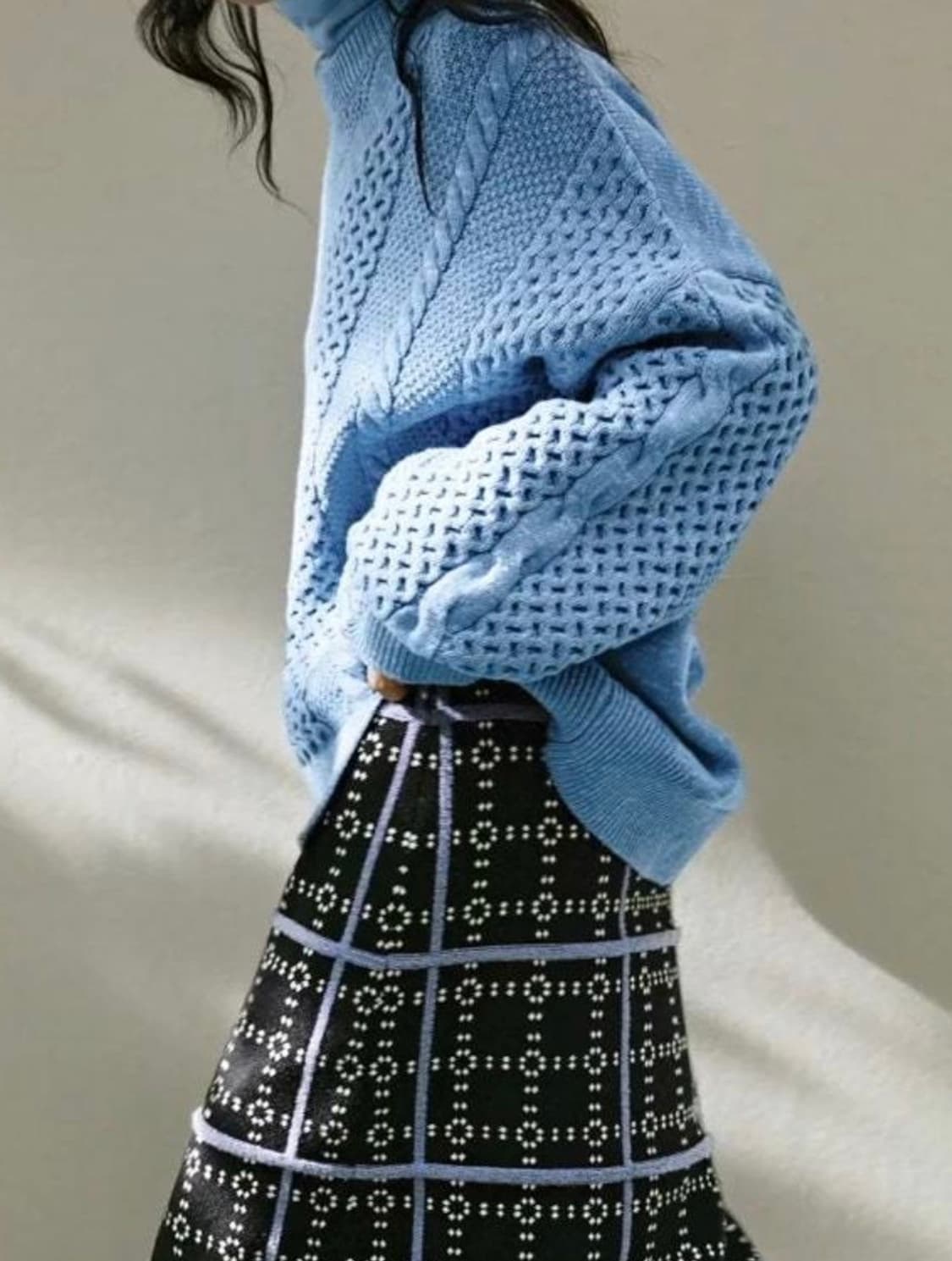 쿠오세 케이블 절개 니트 상품이미지2